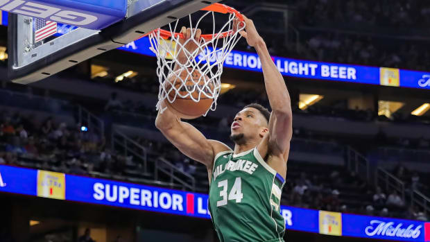 December 5, 2022; Milwaukee Bucks superstar Giannis Antetokounmpo dunks the ball against the Orlando Magic at Amway Center